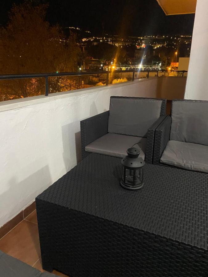 Cris House, Arroyo De La Miel Apartment เบนัลมาเดนา ภายนอก รูปภาพ