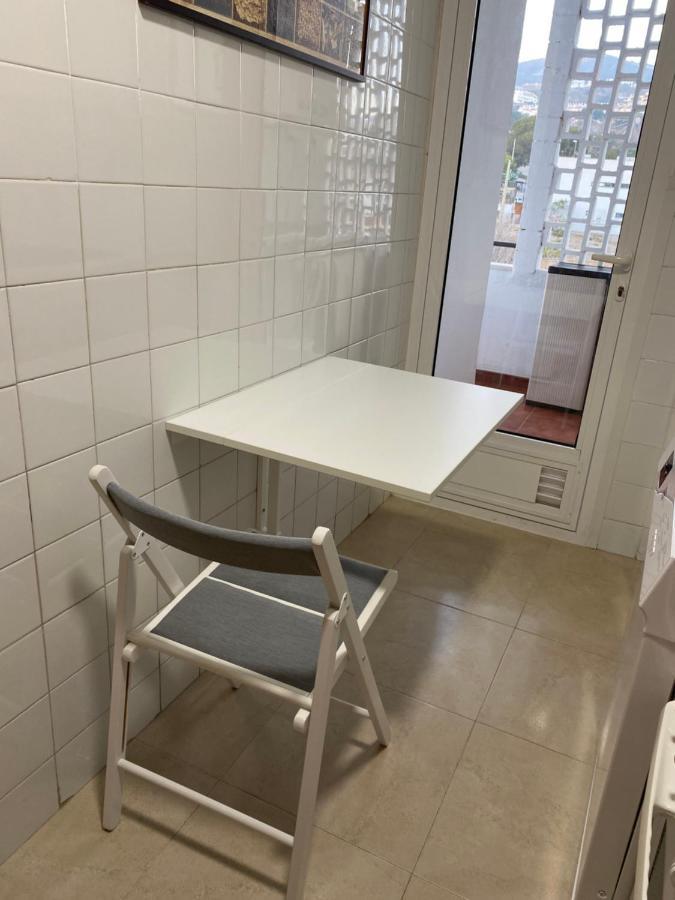 Cris House, Arroyo De La Miel Apartment เบนัลมาเดนา ภายนอก รูปภาพ