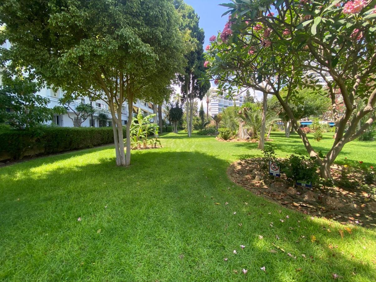 Cris House, Arroyo De La Miel Apartment เบนัลมาเดนา ภายนอก รูปภาพ