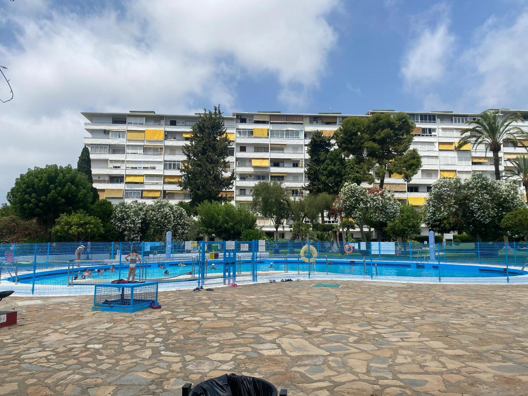 Cris House, Arroyo De La Miel Apartment เบนัลมาเดนา ภายนอก รูปภาพ